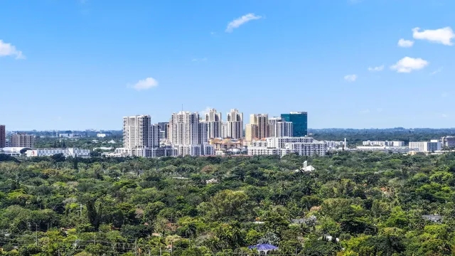 $2,075,000 | 5830 Southwest 51st Terrace, Miami, FL 33155