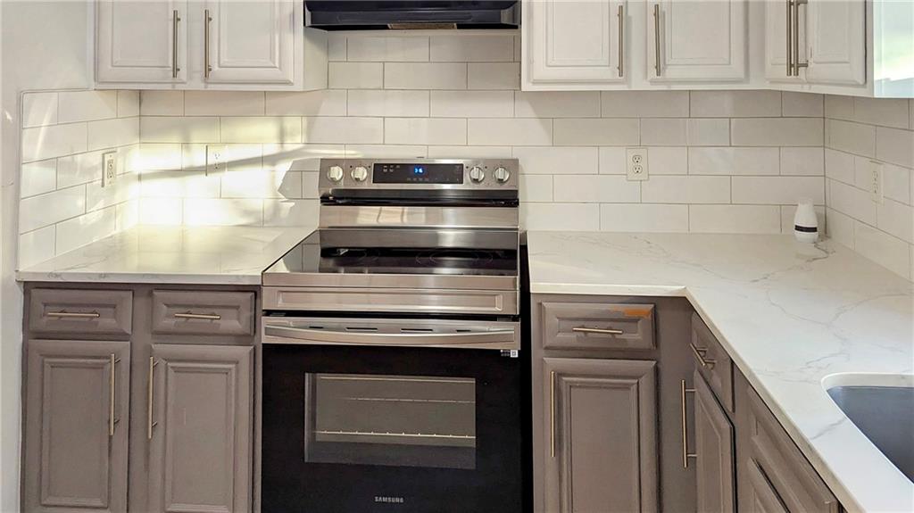 3340 Pinehill Drive Decatur, GA 30032 - Photo 8 of 15 a kitchen with cabinets and appliances