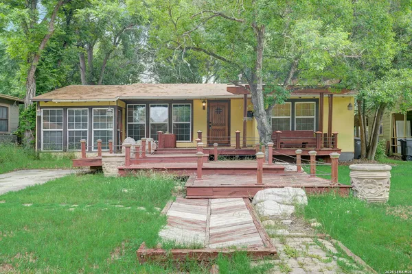 $1,600 | 439 Devonshire Drive, San Antonio, TX 78209
