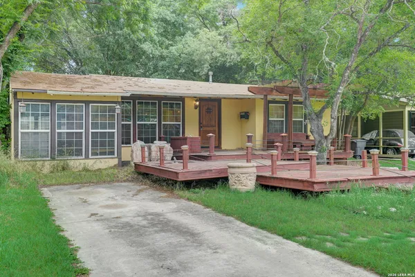 $1,600 | 439 Devonshire Drive, San Antonio, TX 78209