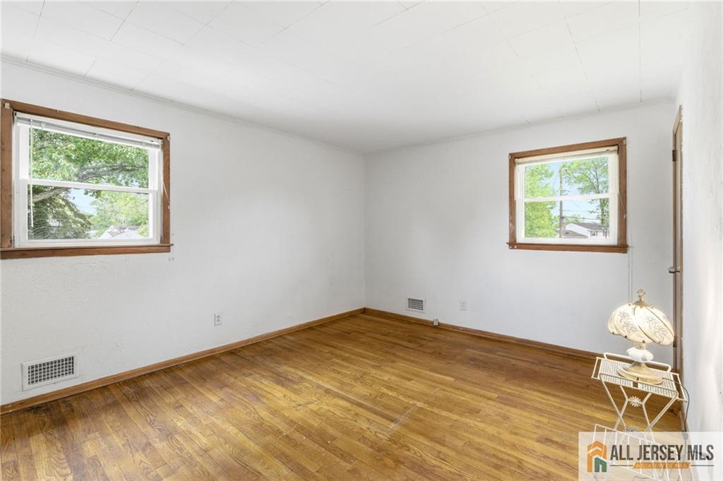 2 Moryan Road Edison, NJ 08817 - Photo 27 of 41