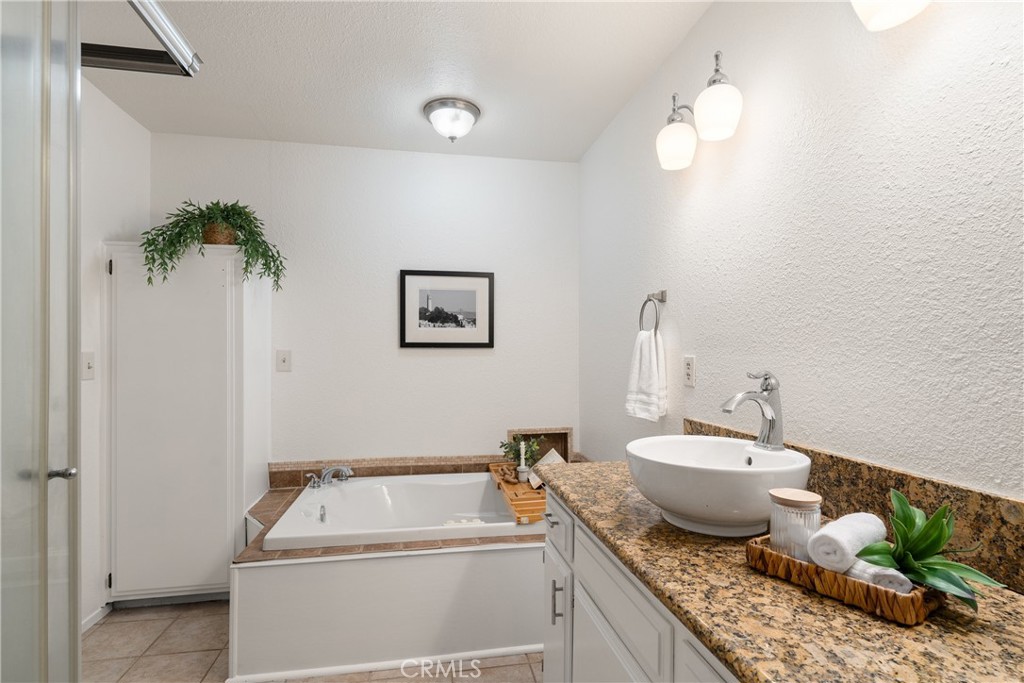 208 Tonea Way Chico, CA 95973 - Photo 10 of 18