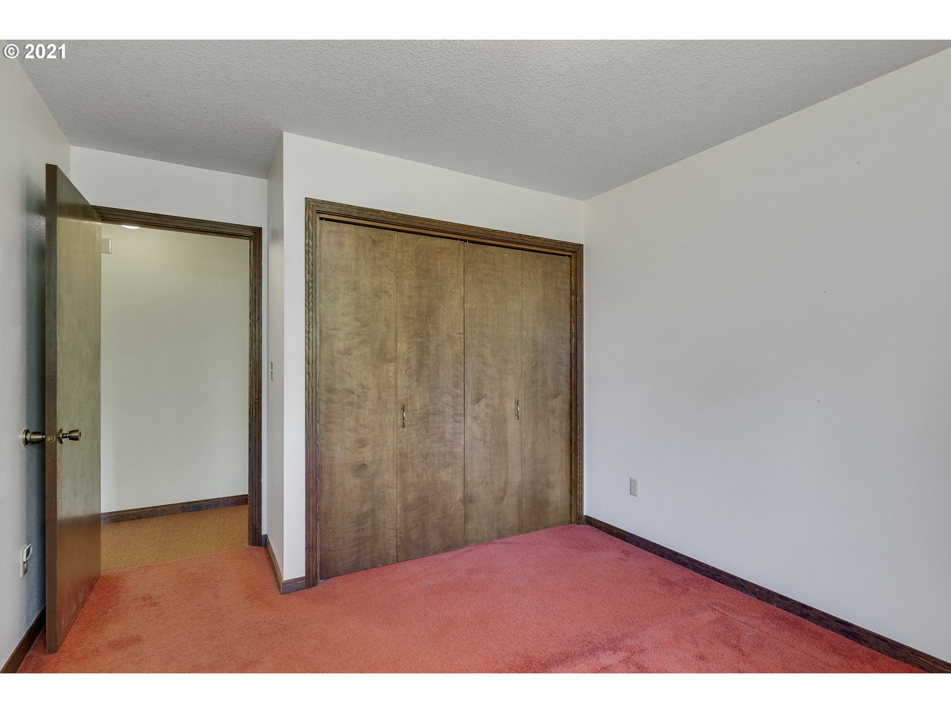 1619 Orchard Road Hood River, OR 97031 - Photo 24 of 32 Gallery Image 24