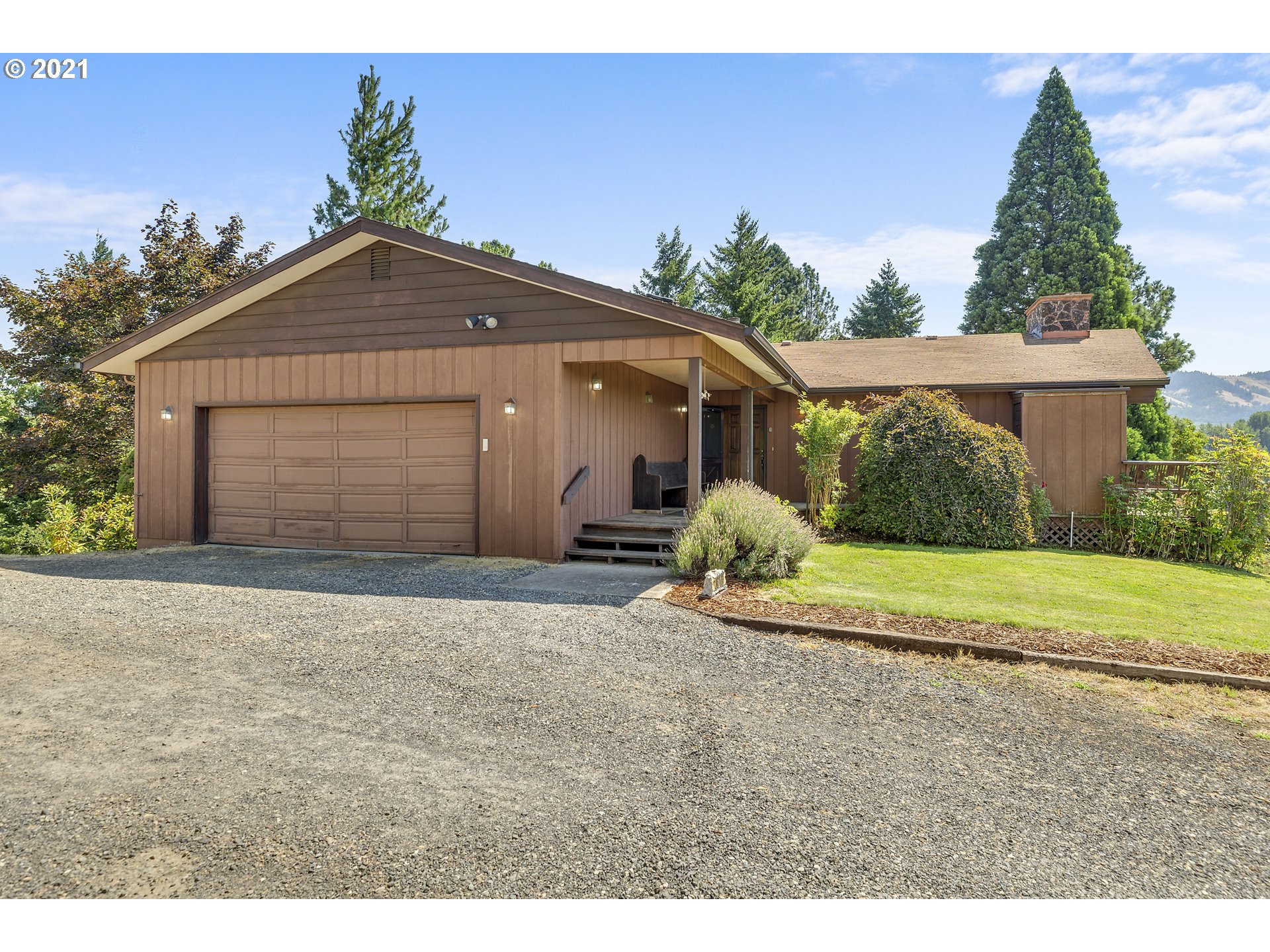 1619 Orchard Road Hood River, OR 97031 - Photo 4 of 32 Gallery Image 4