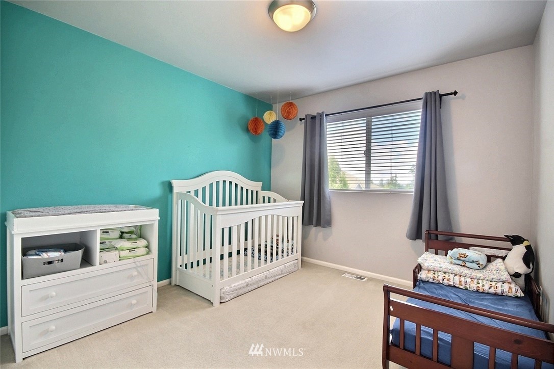 16901 Woodside Drive Southeast Renton, WA 98058 - Photo 13 of 16