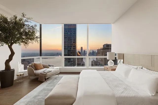 $9,500,000 | 77 Greenwich Street, Unit PH | Financial District