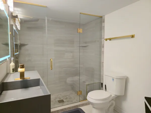 $2,200 | 409 B McIver Street, Nashville, TN 37211