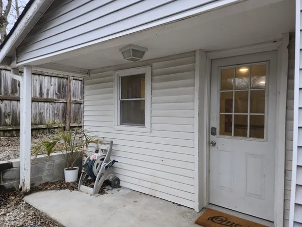 $2,200 | 409 B McIver Street, Nashville, TN 37211
