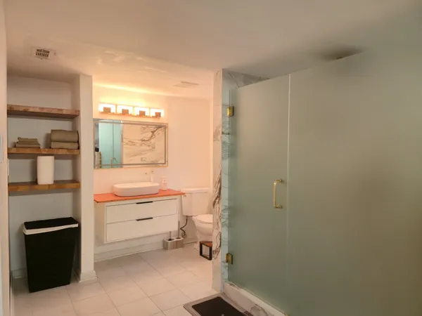 $2,200 | 409 B McIver Street, Nashville, TN 37211