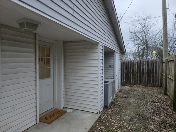 $2,200 | 409 B McIver Street, Nashville, TN 37211