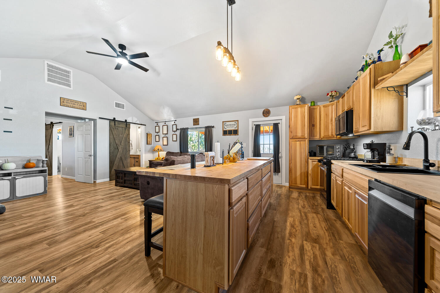 32-34 County Road Concho, AZ 85924 - Photo 21 of 72 Kitchen