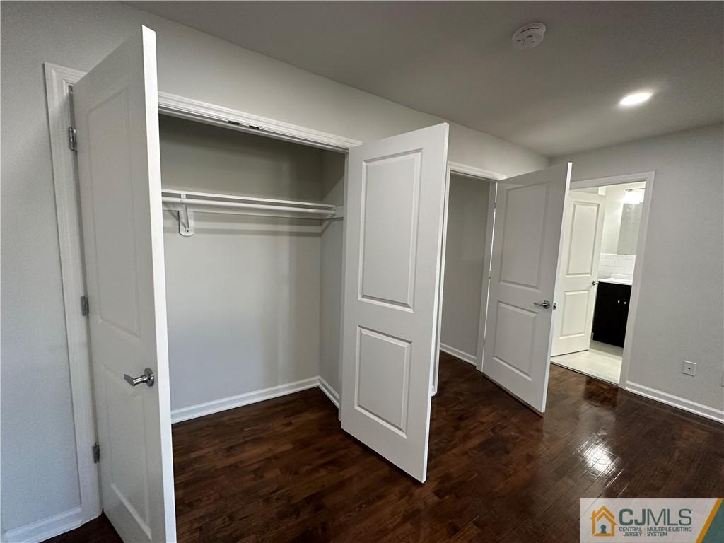 3305 Hana Road Edison, NJ 08817 - Photo 32 of 41