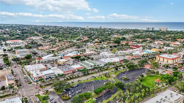 $2,950,000 | 219 West Venice Avenue, Venice, FL 34285