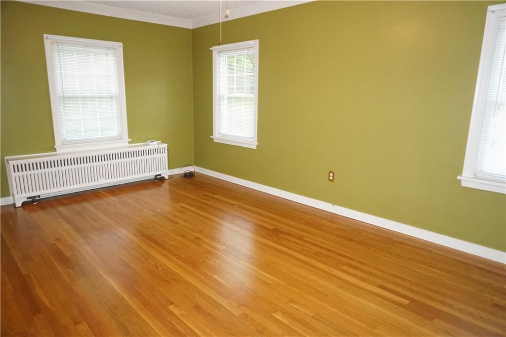 226 Soose Road Pittsburgh, PA 15209 - Photo 10 of 25 Master BR