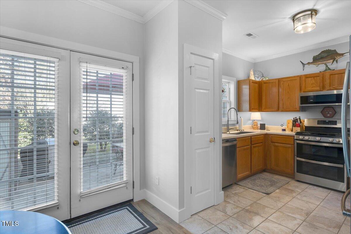 117 Cricketgrass Drive Cary, NC 27513 - Photo 11 of 30 12-117 Cricketgrass-12