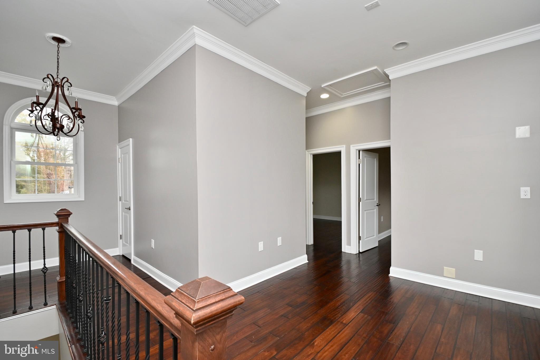 8018 Fordson Road Alexandria, VA 22306 - Photo 31 of 54 Large open area 2nd floor