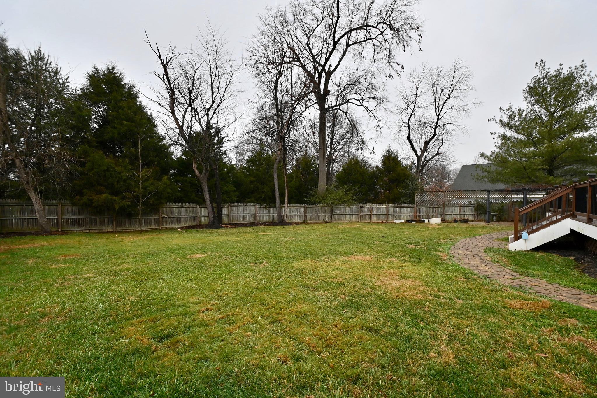 8018 Fordson Road Alexandria, VA 22306 - Photo 47 of 54 Great Level Large lot