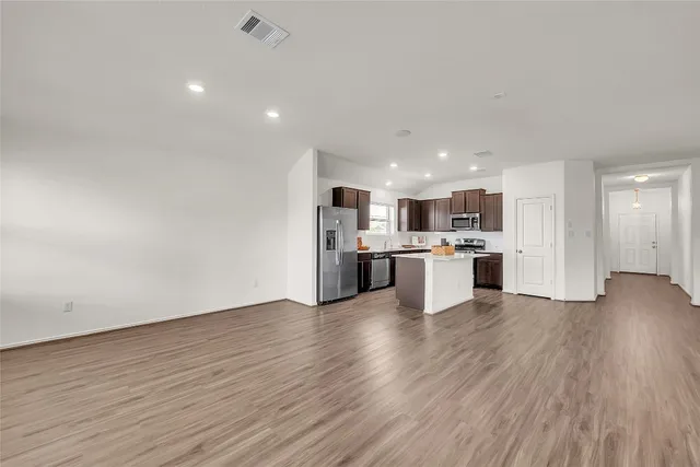 $2,500 | 119 Esparza Drive, Bastrop, TX 78602