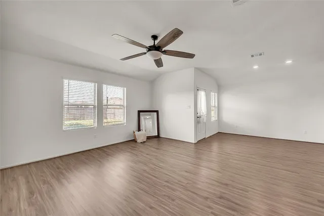 $2,500 | 119 Esparza Drive, Bastrop, TX 78602