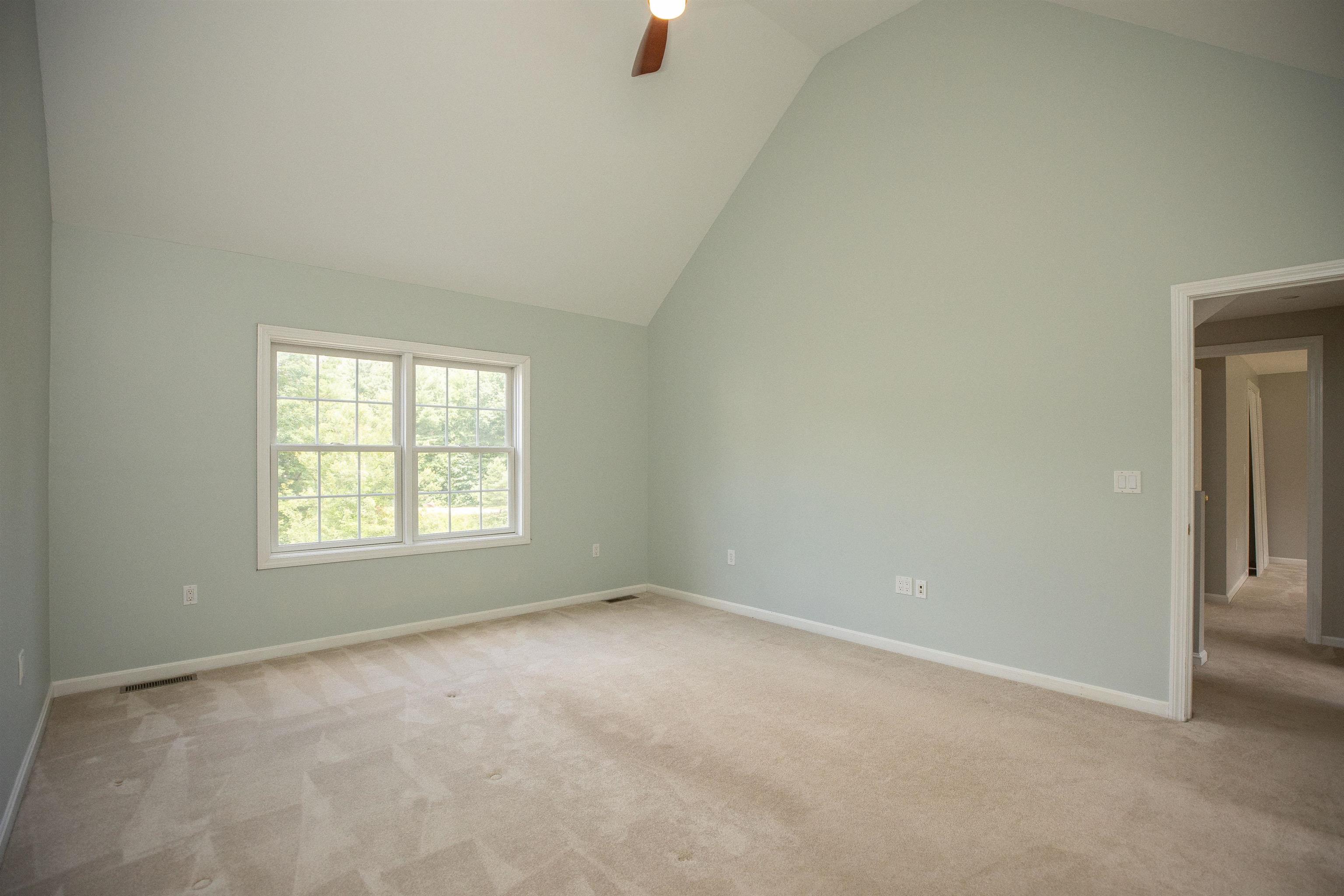 31 Breakneck Road Hudson, NH 03051 - Photo 11 of 40