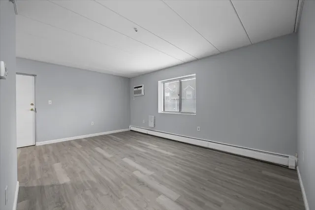 $2,100 | 141 Commercial Street, Unit 9, Braintree, MA 02184