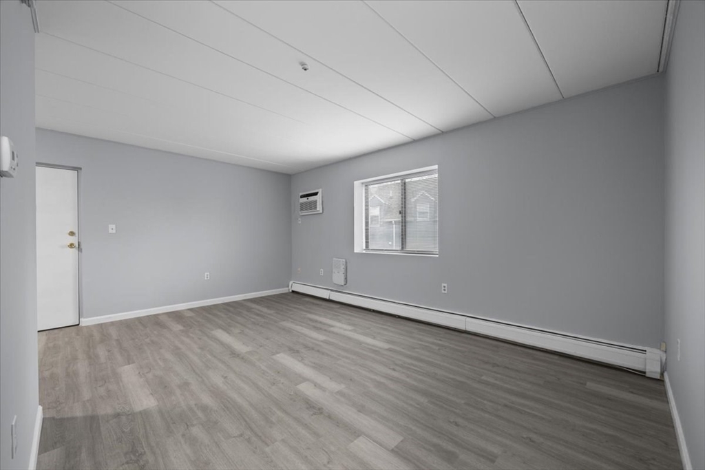 141 Commercial Street, Unit 9 Braintree, MA 02184 - Photo 12 of 16