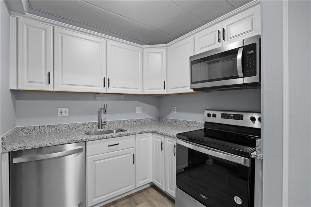 141 Commercial Street, Unit 9 Braintree, MA 02184 - Photo 4 of 16