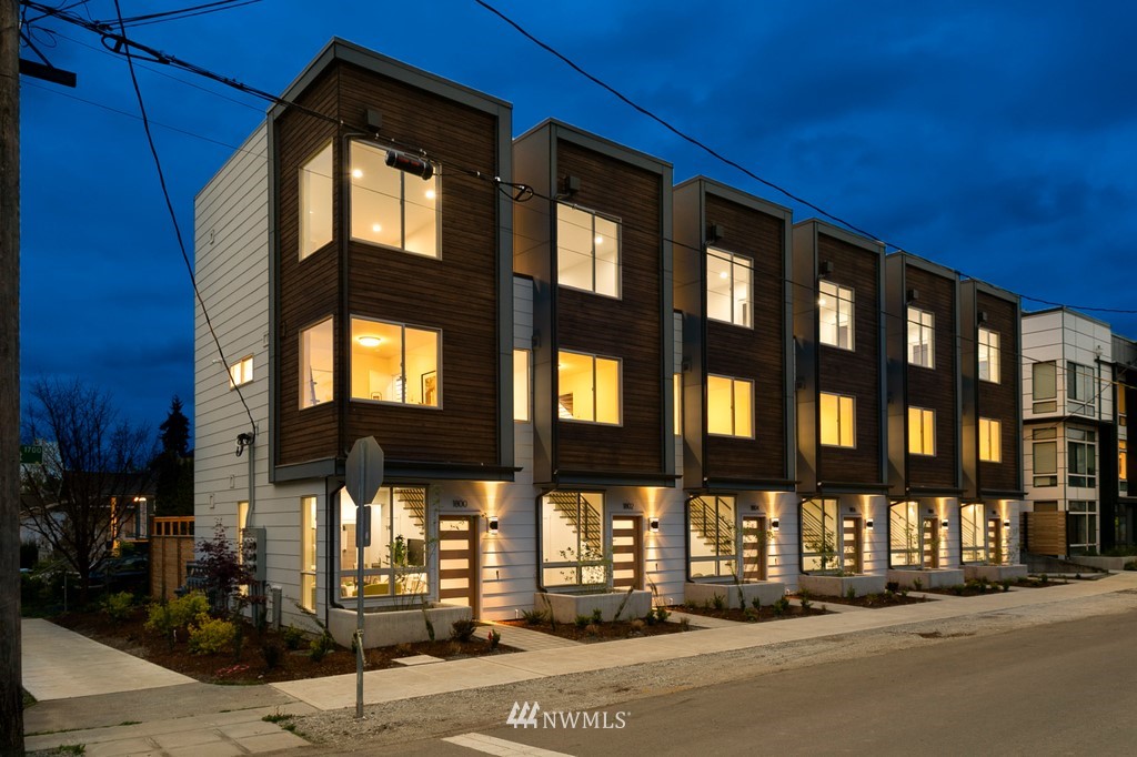 1810 South State Street Seattle, WA 98144 - Photo 1 of 25 Gallery Image 1