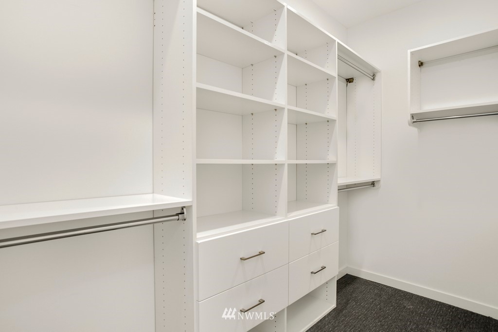 1810 South State Street Seattle, WA 98144 - Photo 13 of 25 Gallery Image 13
