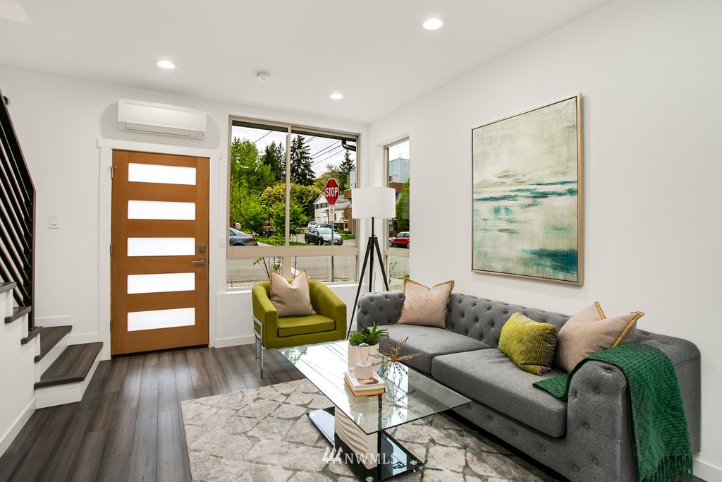 1810 South State Street Seattle, WA 98144 - Photo 7 of 25 Gallery Image 7