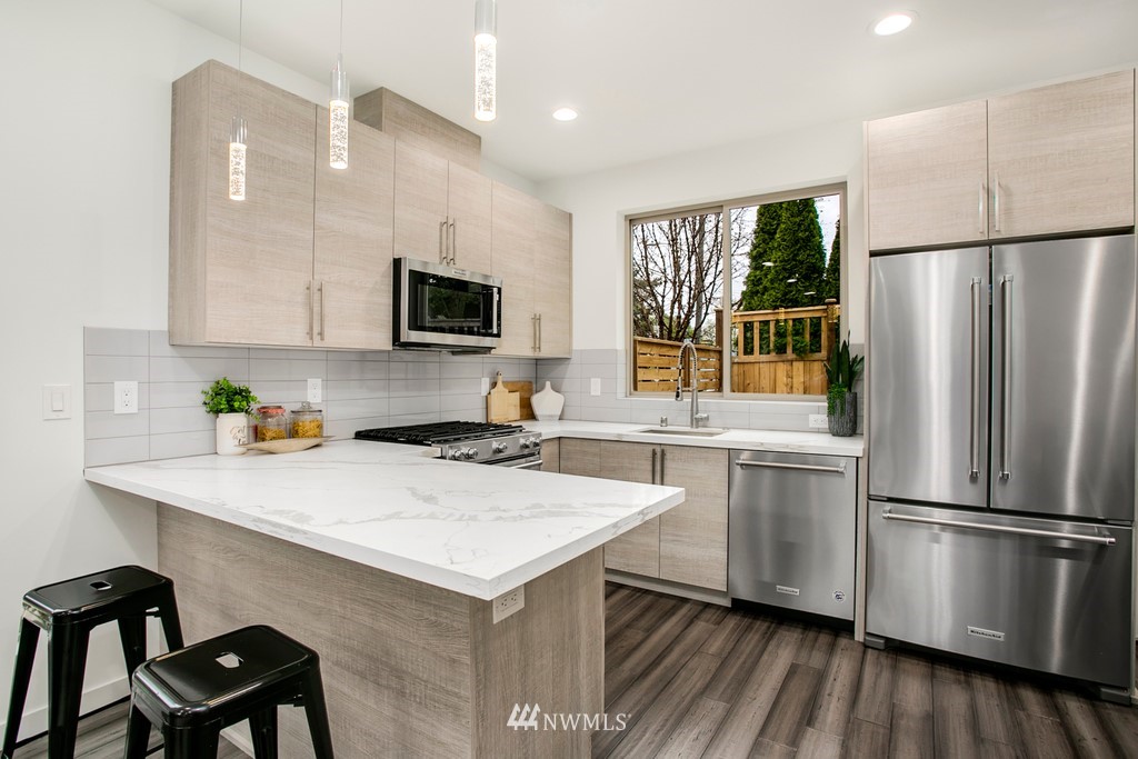 1810 South State Street Seattle, WA 98144 - Photo 8 of 25 Gallery Image 8