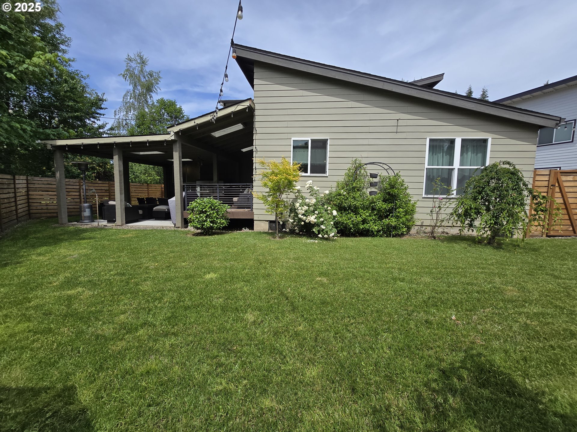 202 Northwest Quail Gardens Place Hillsboro, OR 97124 - Photo 13 of 41