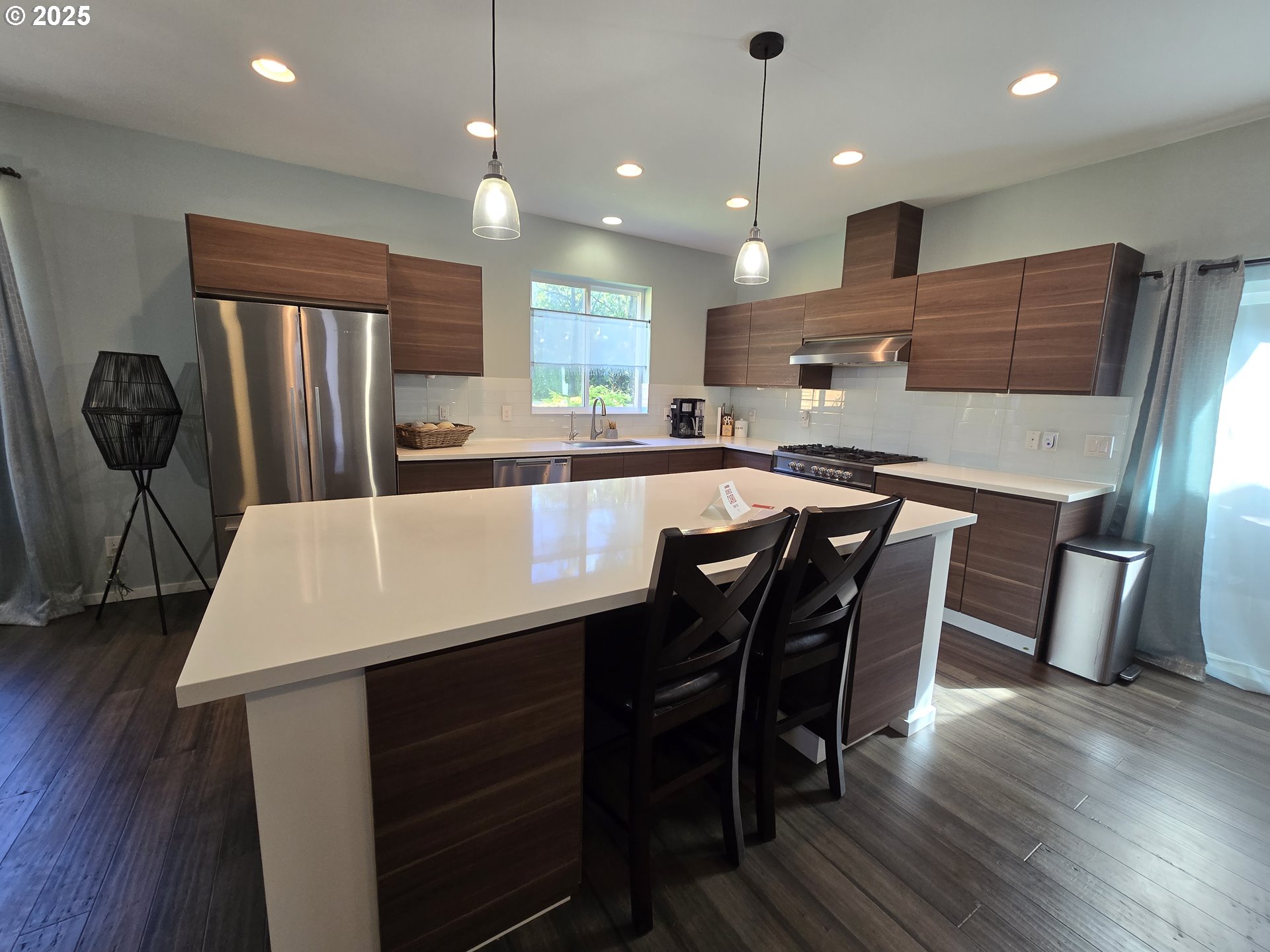 202 Northwest Quail Gardens Place Hillsboro, OR 97124 - Photo 15 of 41