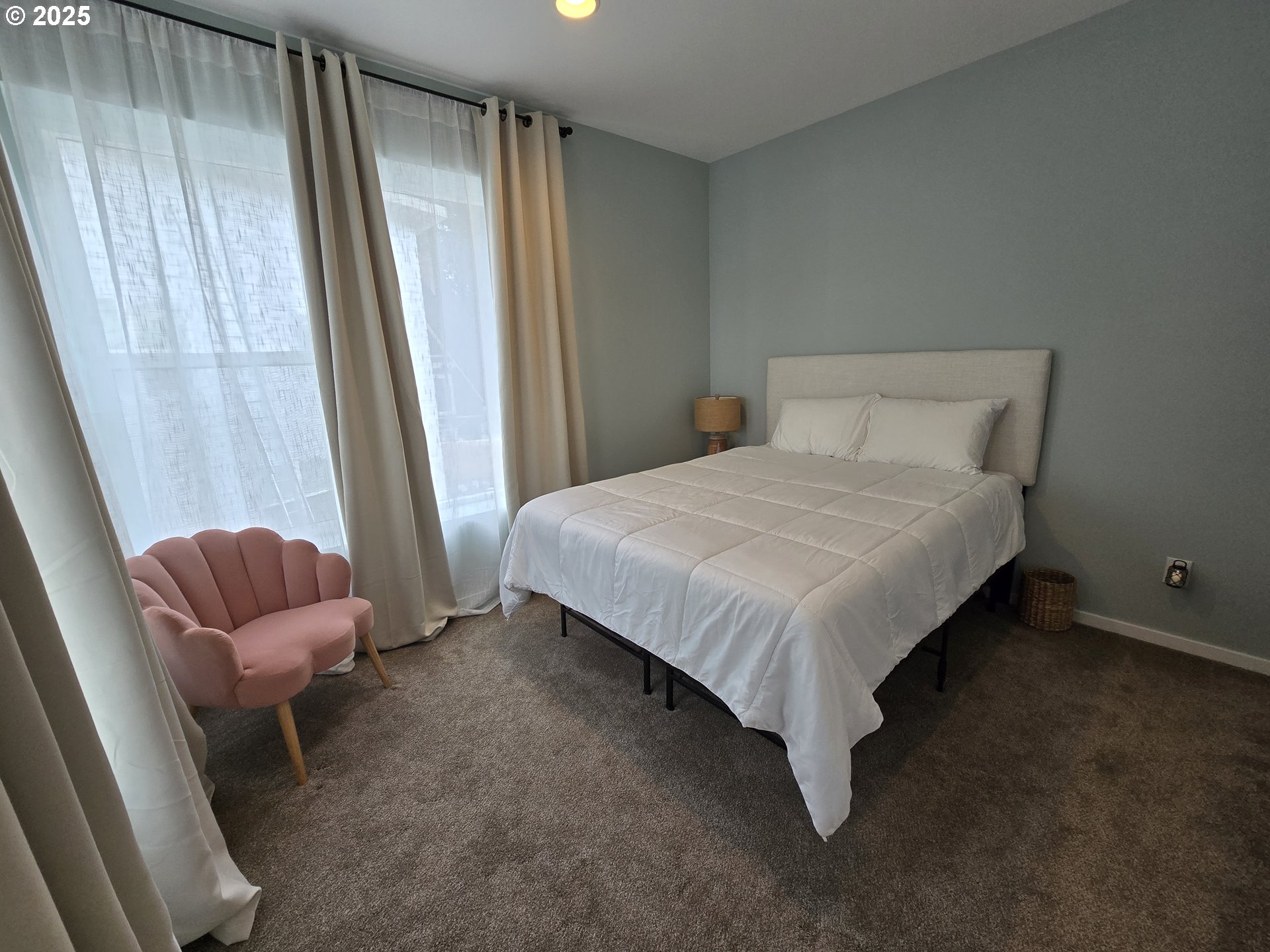 202 Northwest Quail Gardens Place Hillsboro, OR 97124 - Photo 36 of 41 Bedroom