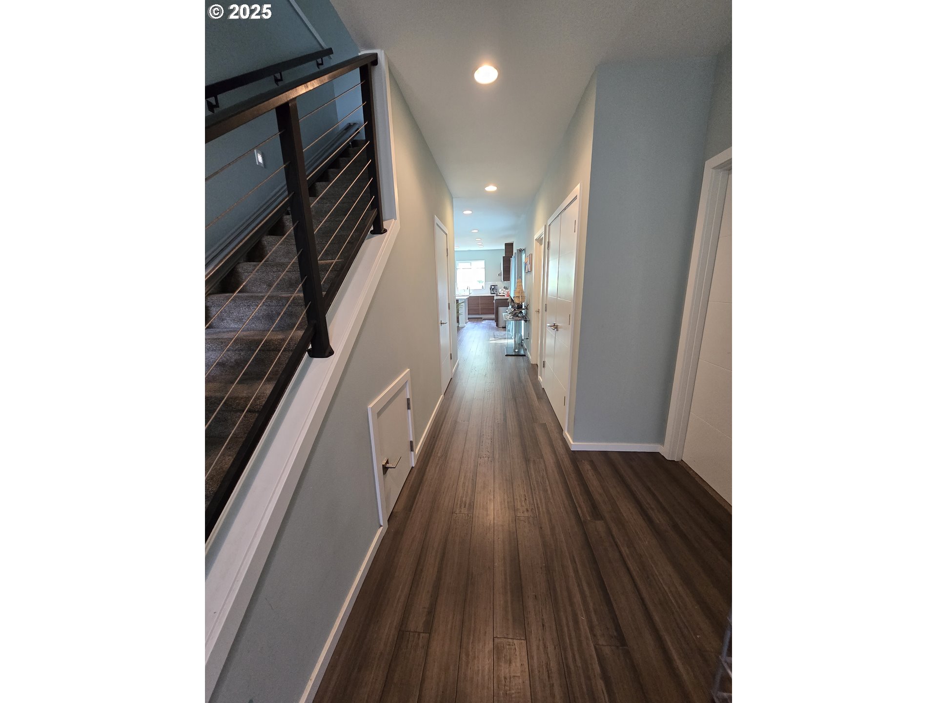 202 Northwest Quail Gardens Place Hillsboro, OR 97124 - Photo 5 of 41 Bathroom