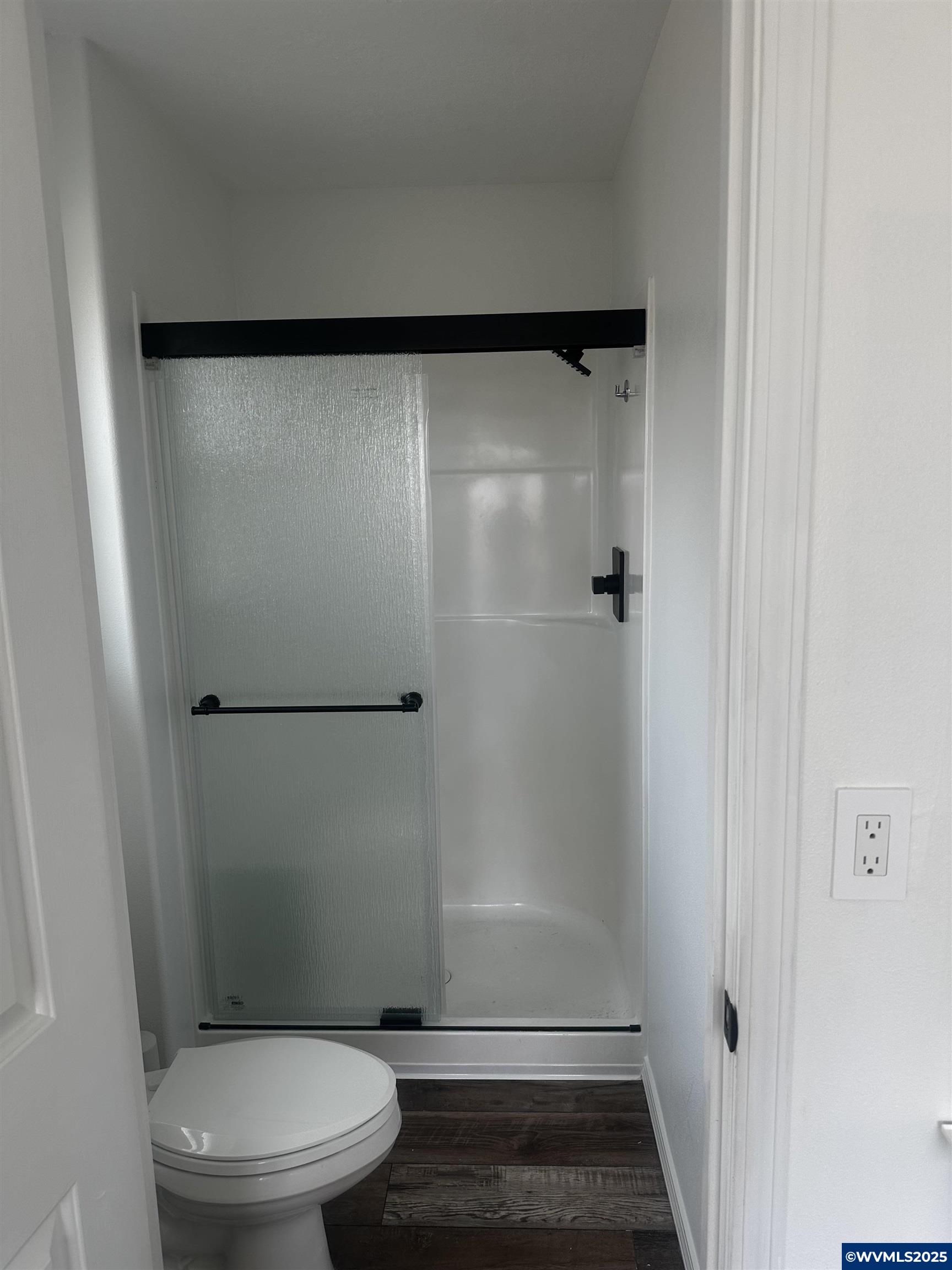 823 Sandpine Loop Northeast Keizer, OR 97303 - Photo 17 of 22 Gallery Image 17