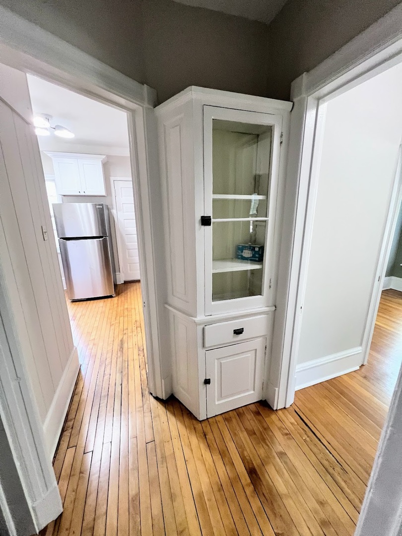 517 Hamilton Street, Unit 1 Evanston, IL 60202 - Photo 14 of 15