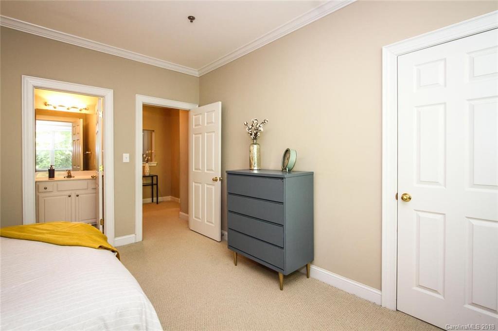 5609 Fairview Road, Unit 6 Charlotte, NC 28209 - Photo 10 of 18 Gallery Image 10
