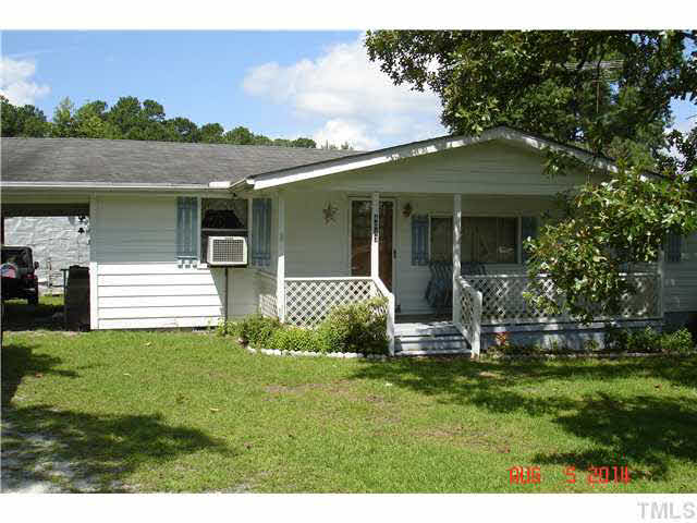 4013 Benson Hardee Road Benson, NC 27504 - Photo 1 of 4 Gallery Image 1