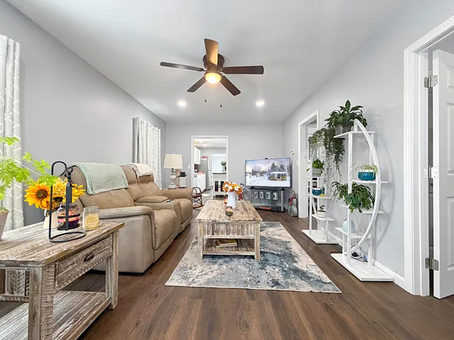 $209,900 | 33 Vaughn Street, Caribou, ME 04736