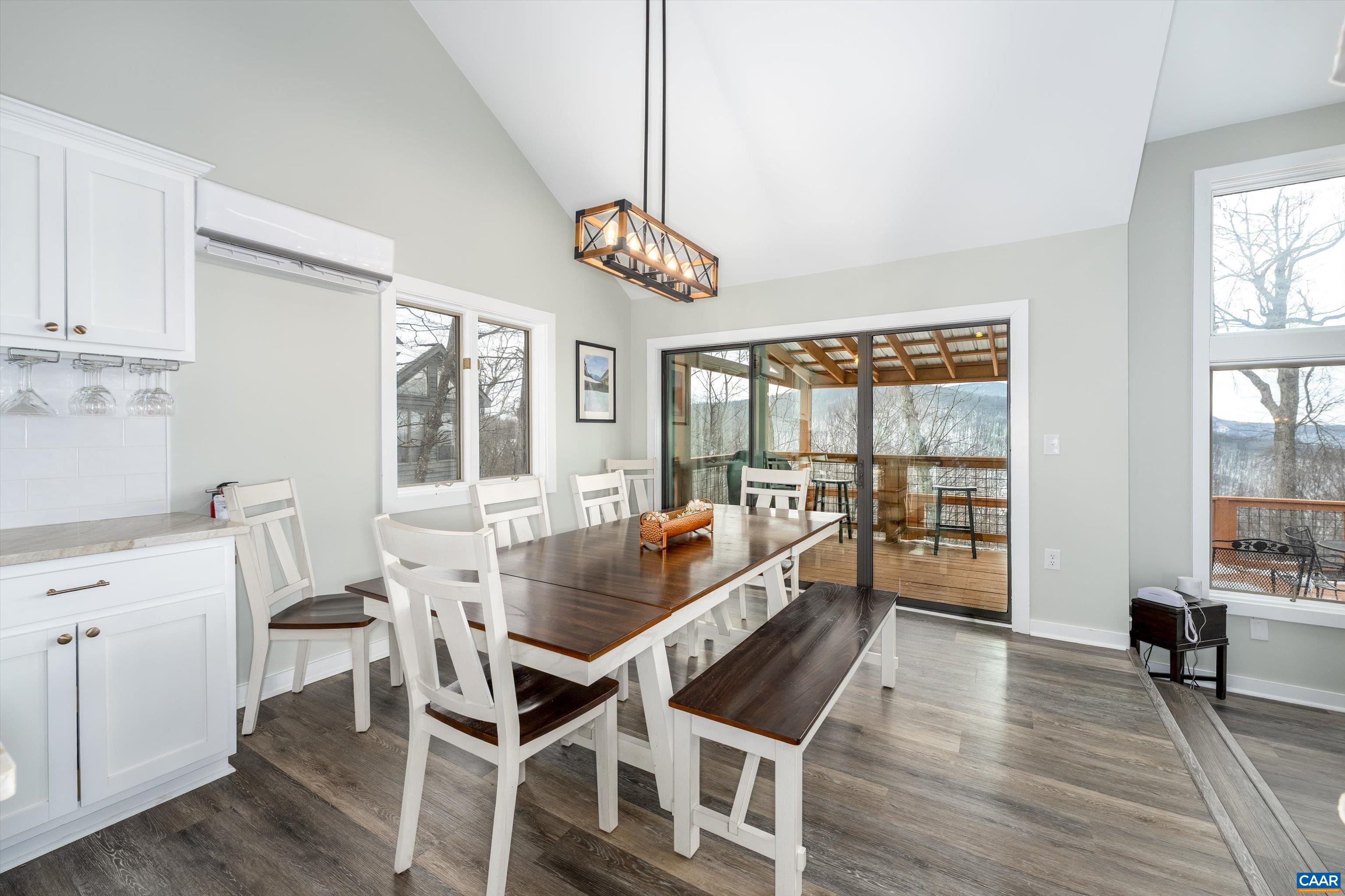 131 Crawfords Edge Wintergreen, VA 22967 - Photo 16 of 75