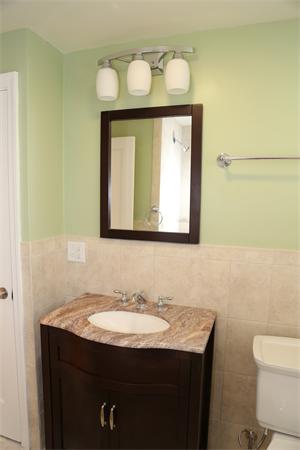 17 Althea Road Randolph, MA 02368 - Photo 8 of 20 Gallery Image 8