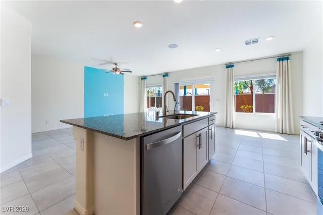 $2,250 | 1825 Jennifer Brk Place, North Las Vegas, NV 89084