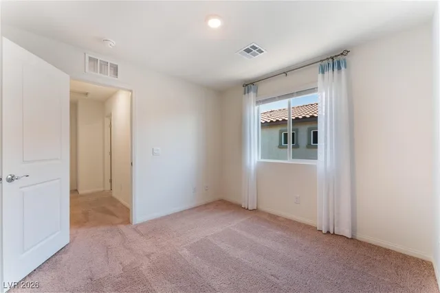 $2,250 | 1825 Jennifer Brk Place, North Las Vegas, NV 89084