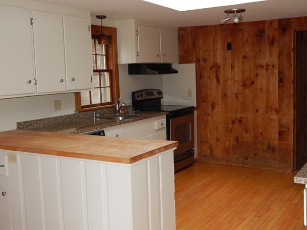 16 Claybrook Road Sunderland, MA 01375 - Photo 8 of 23