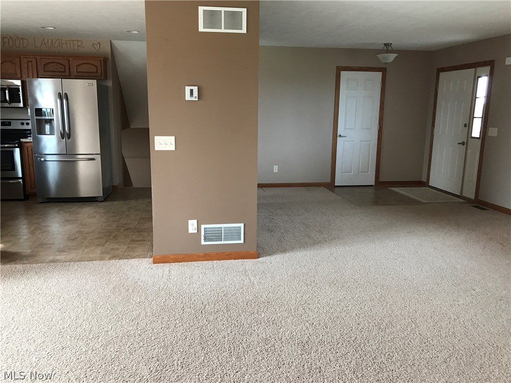 36524 Flat Rock Road Barnesville, OH 43713 - Photo 9 of 35 Gallery Image 9
