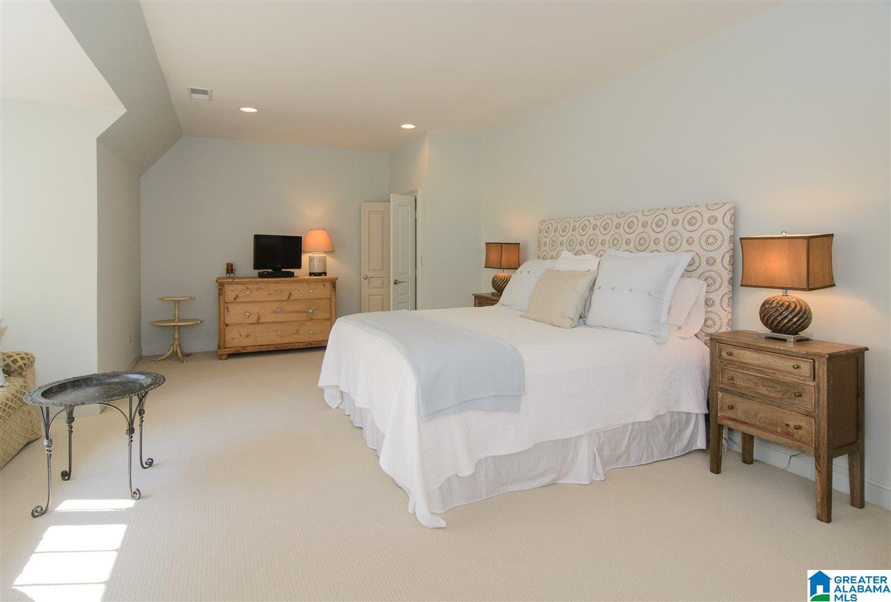 4347 Caldwell Mill Road Birmingham, AL 35243 - Photo 36 of 46