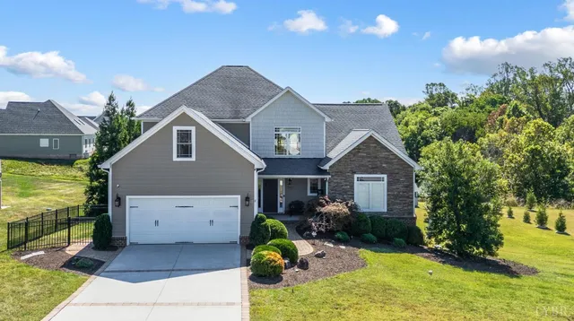 $699,900 | 1543 Farmington Drive, Forest, VA 24551