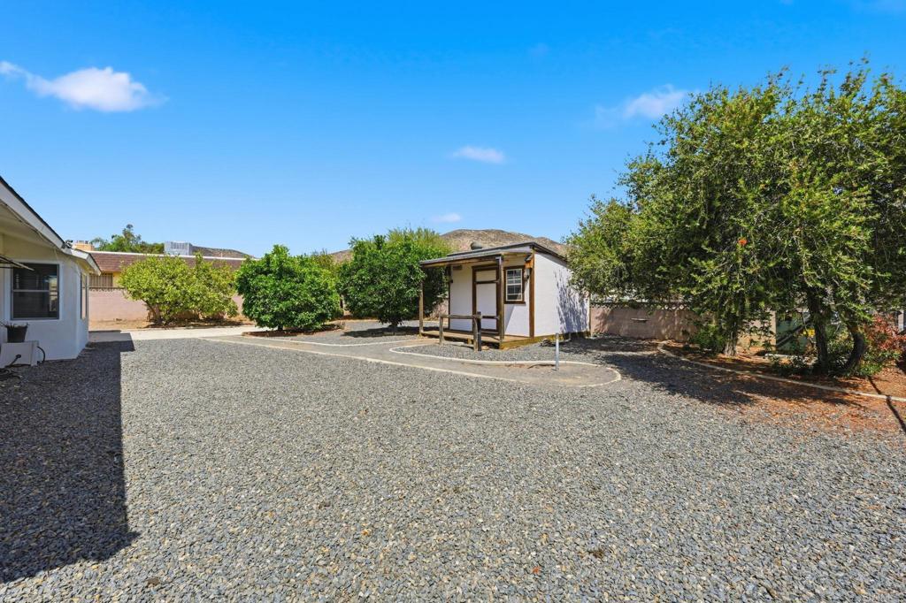 25680 Hartwick Road Menifee, CA 92586 - Photo 7 of 30