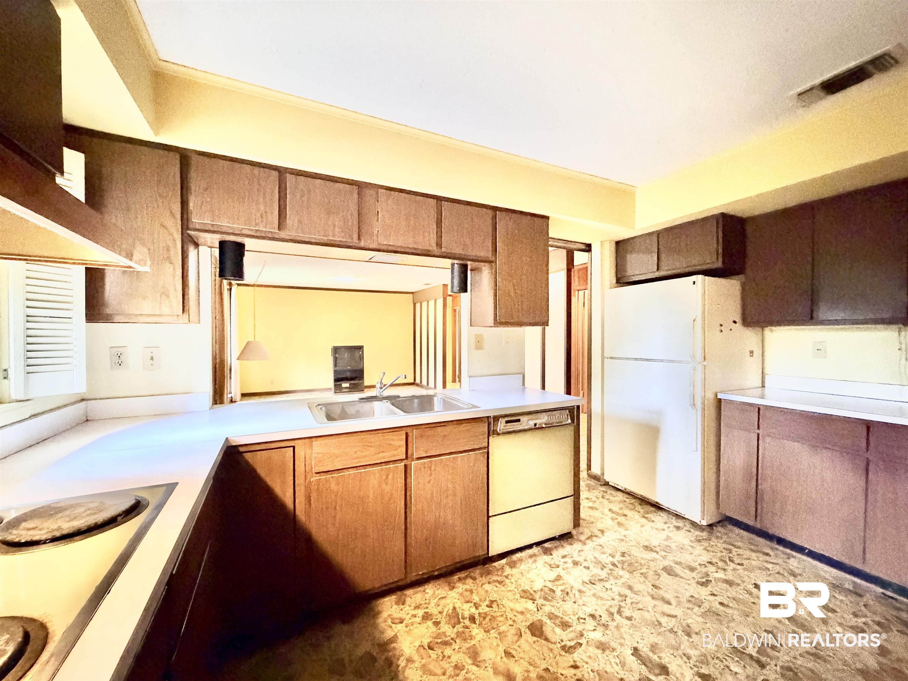 605 East Cumberland Road Mobile, AL 36608 - Photo 23 of 87